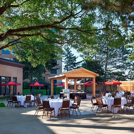 Four Points By Sheraton Toronto Airport Mississauga Exterior foto