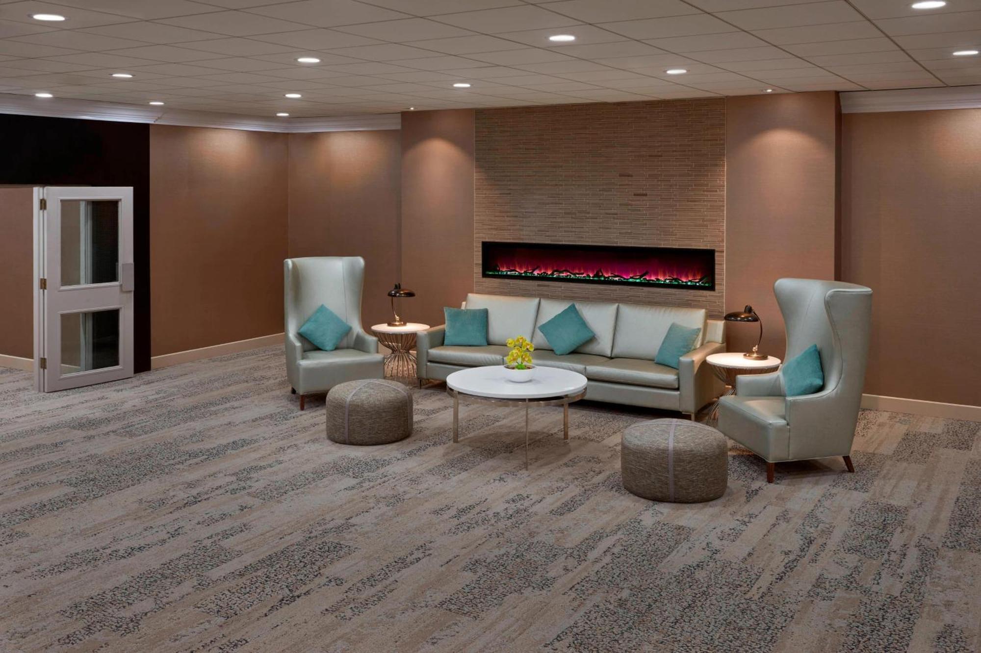 Four Points By Sheraton Toronto Airport Mississauga Exterior foto